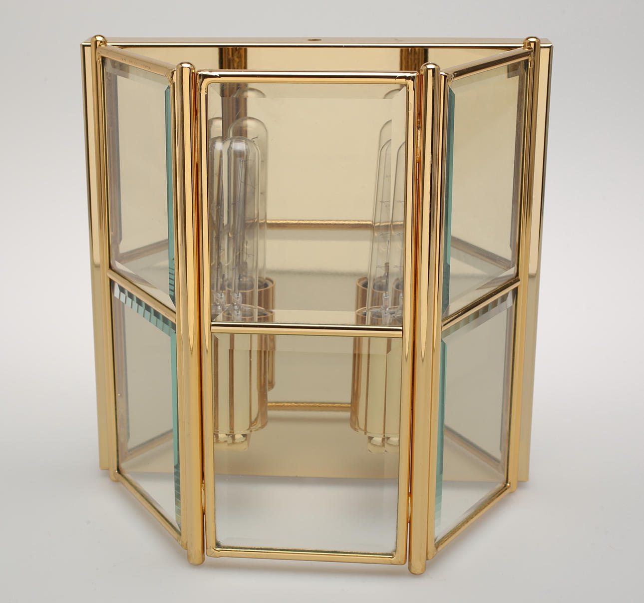 VÄGGBELYSNING, mässing, facettslipat glas.