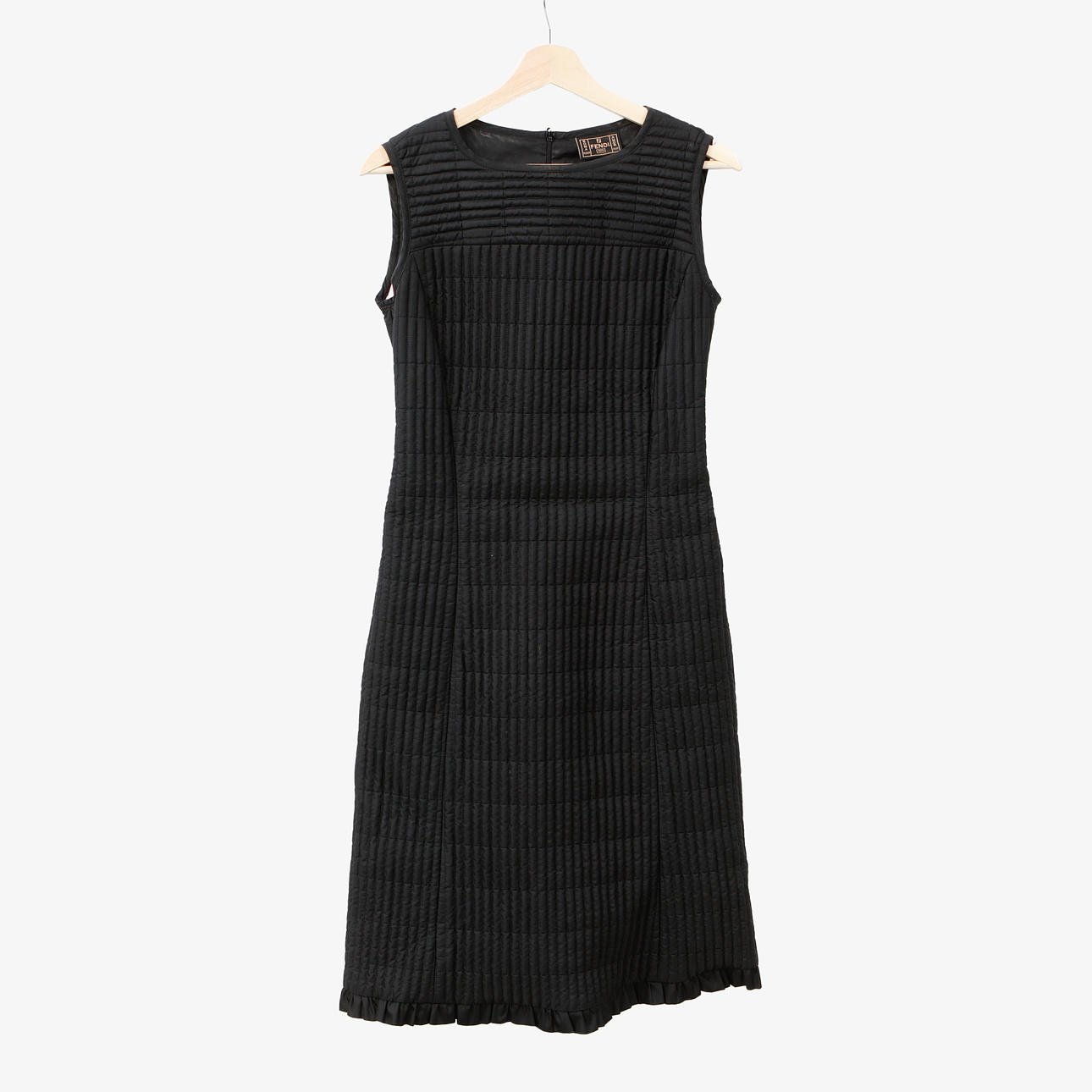 fendi roma amor jersey dress DRESS, Jeans, Amor, Made in Italy. Vintage & Designer Fashion Knitted dress