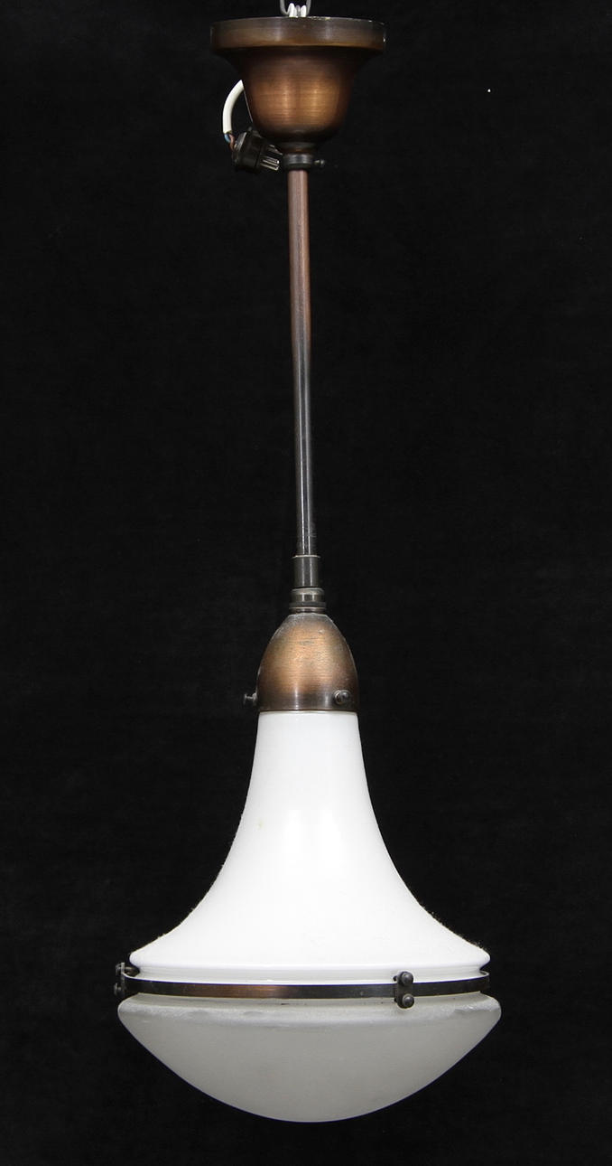 TAKLAMPA, Peter Behrens för AEG ,1900-talets första hälft.