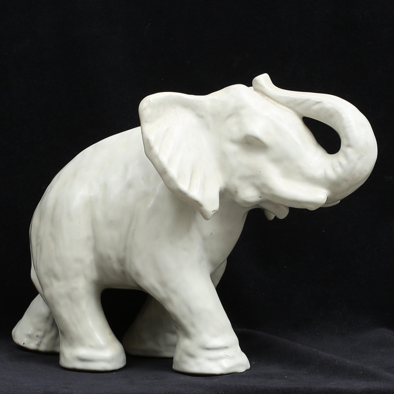 FIGURIN, lergods, elefant, Vicke Lindstrand, Upsala-Ekeby.