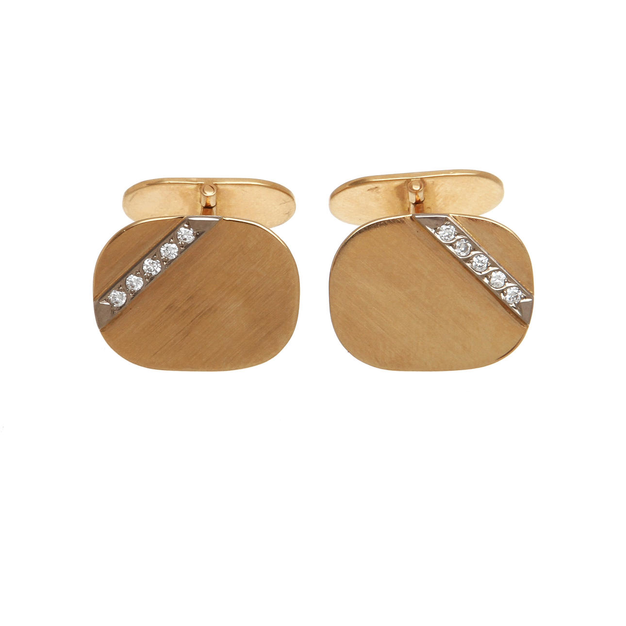 MANSCHETTKNAPPAR, ett par, 18K rödguld med diamanter, totalt ca 0,30 ct. Vikt 14,7 g.