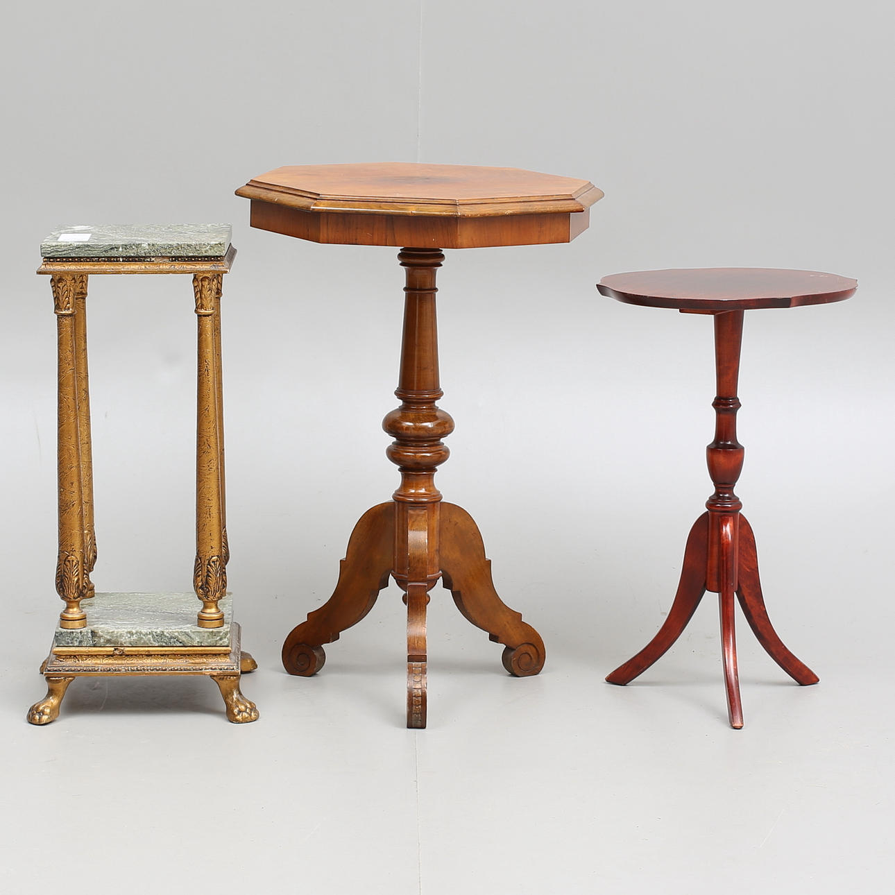 PIEDESTAL samt PELARBORD, 2 st.