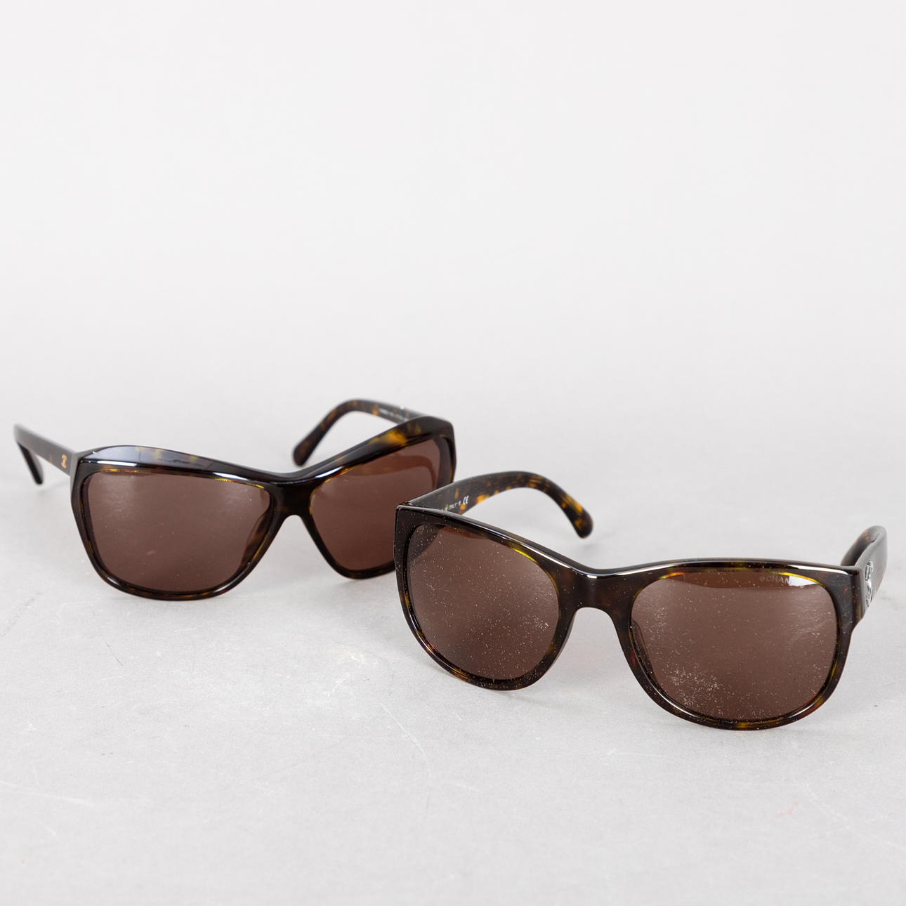 Chanel Sunglasses 5153 1157/3B Polished Black on Beige Light Brown CHANEL Sunglasses: Rectangle Sunglasses, acetate — Fashion  main image 2