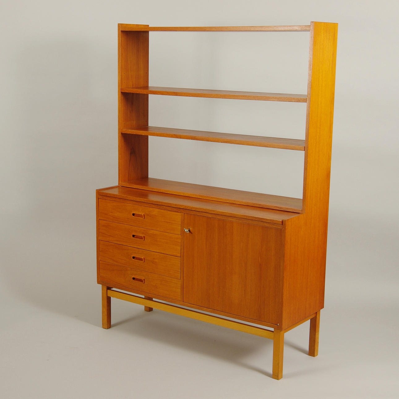 BOKHYLLA MED SKRIVSKIVA, teak, 1900-talets mitt.