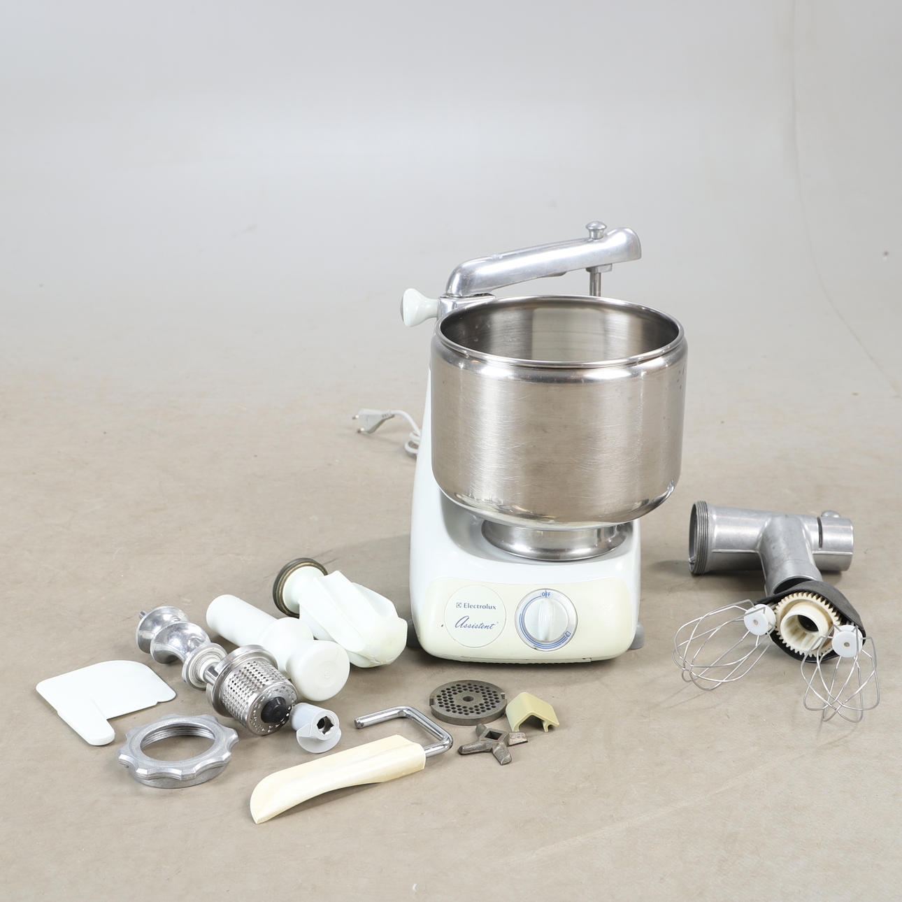 HUSHÅLLSASSISTENT MED TILLBEHÖR, Electrolux assistent.