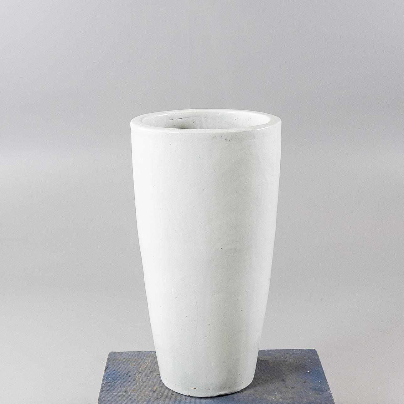 A contemporary floor pot.