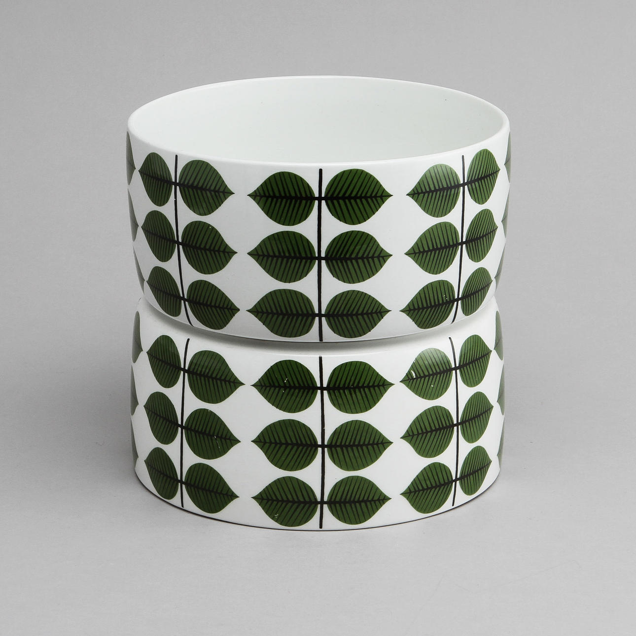 SKÅLAR "BERSÅ", ett par, PORSLIN. Stig Lindberg för Rörstrand.