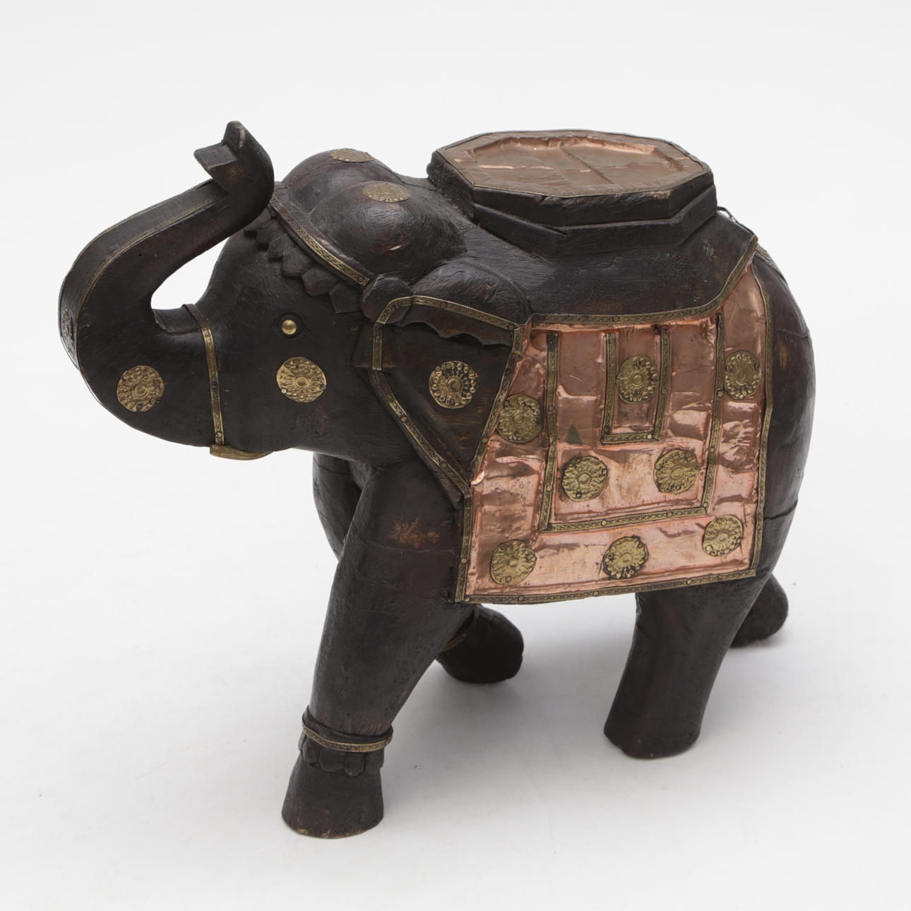 MINI PEDESTAL, con forma de elefante, madera/cobre/latón.