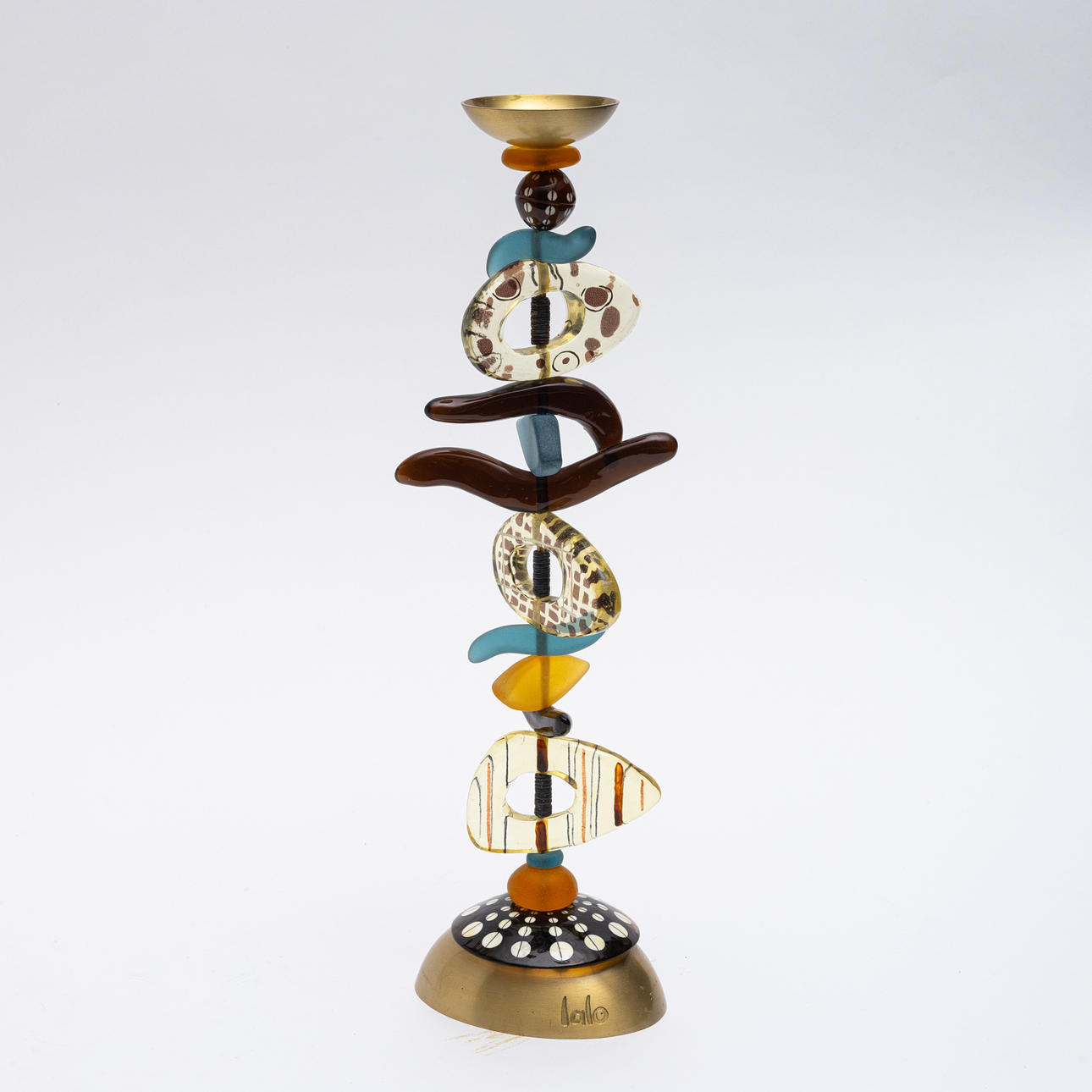 Candelabro, diseño Lalo, detalles de plástico.