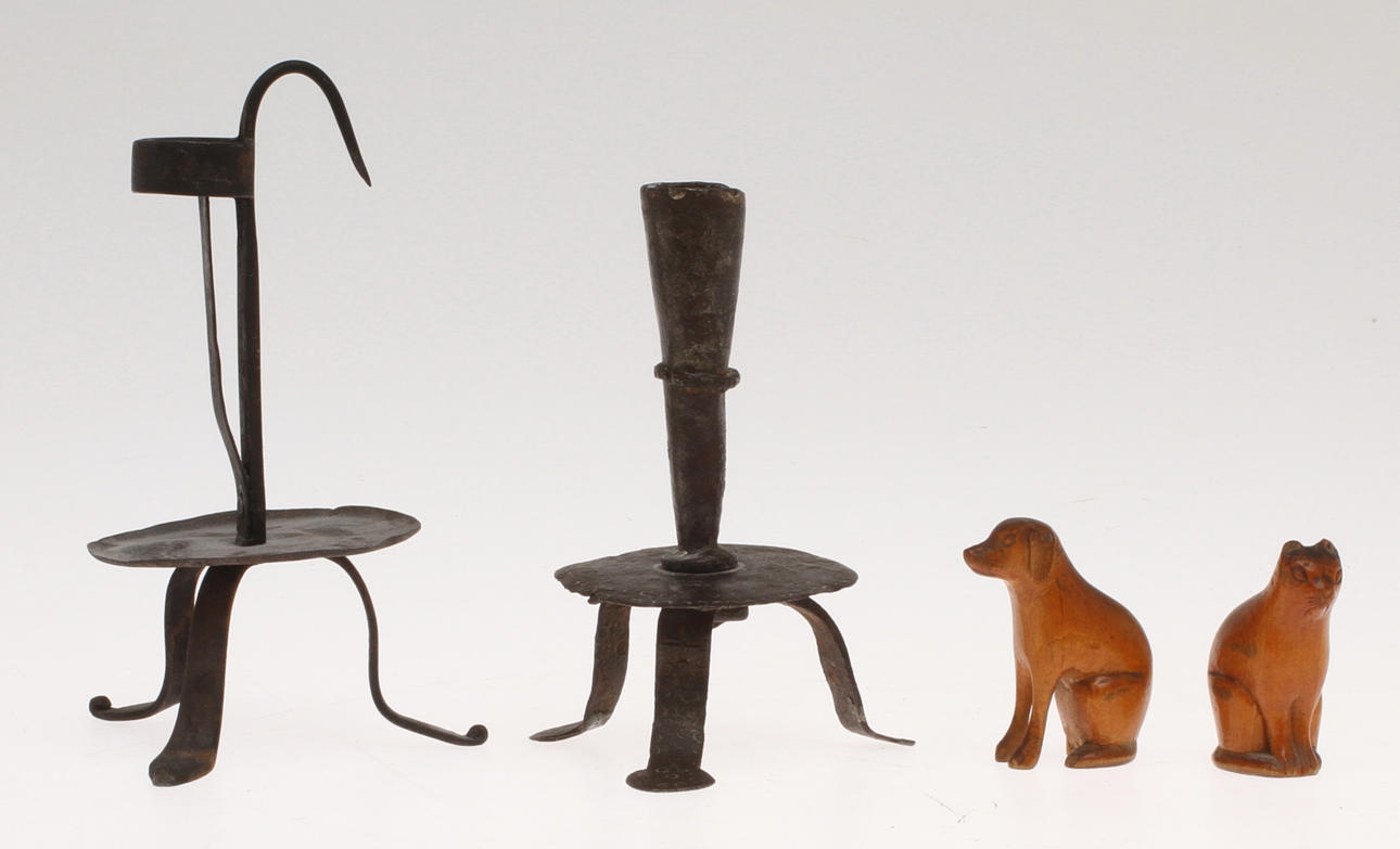 LJUSSTAKAR, 2 st, smide, FIGURINER, 2 st, trä.