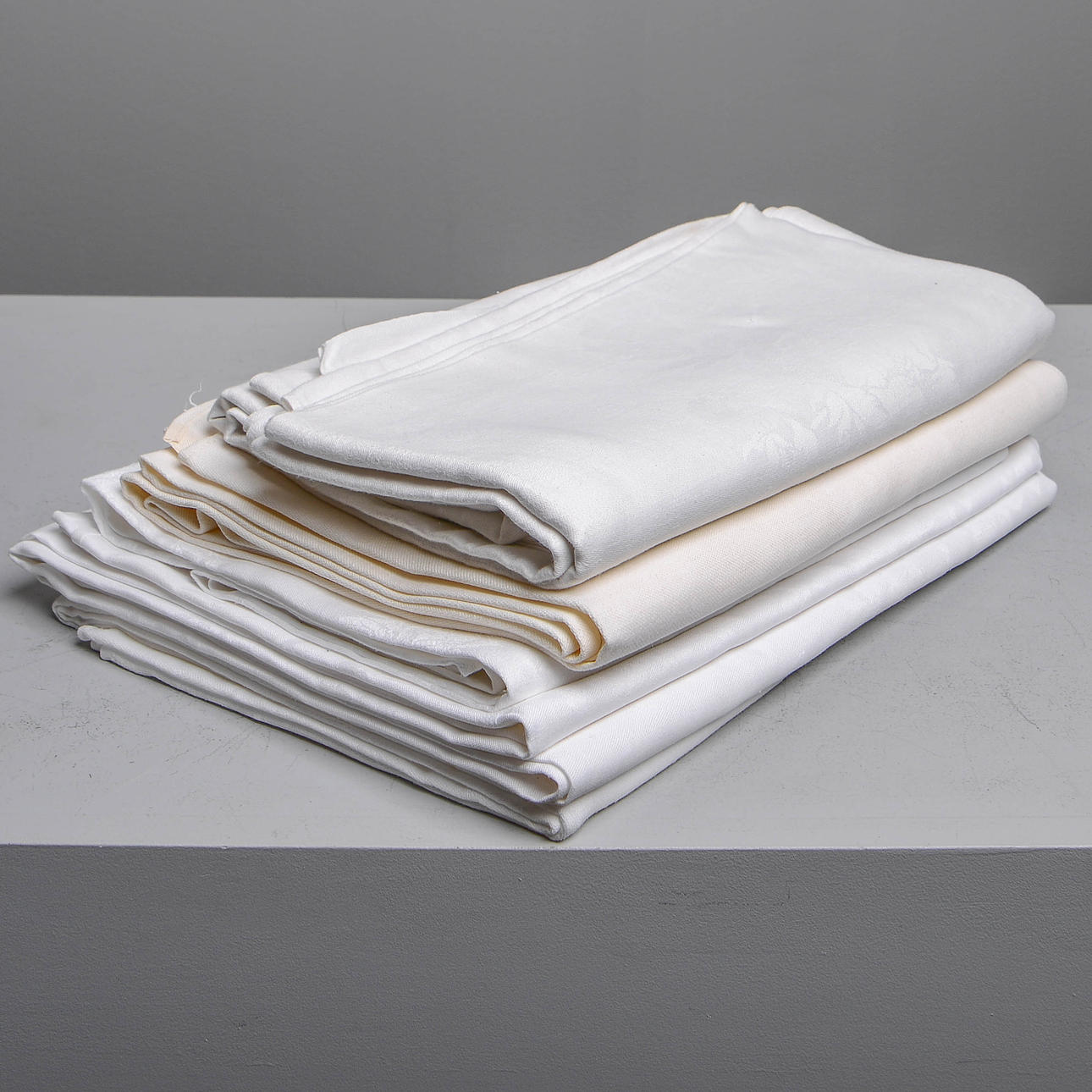 DAMASTDUKAR, 5 st, linne.