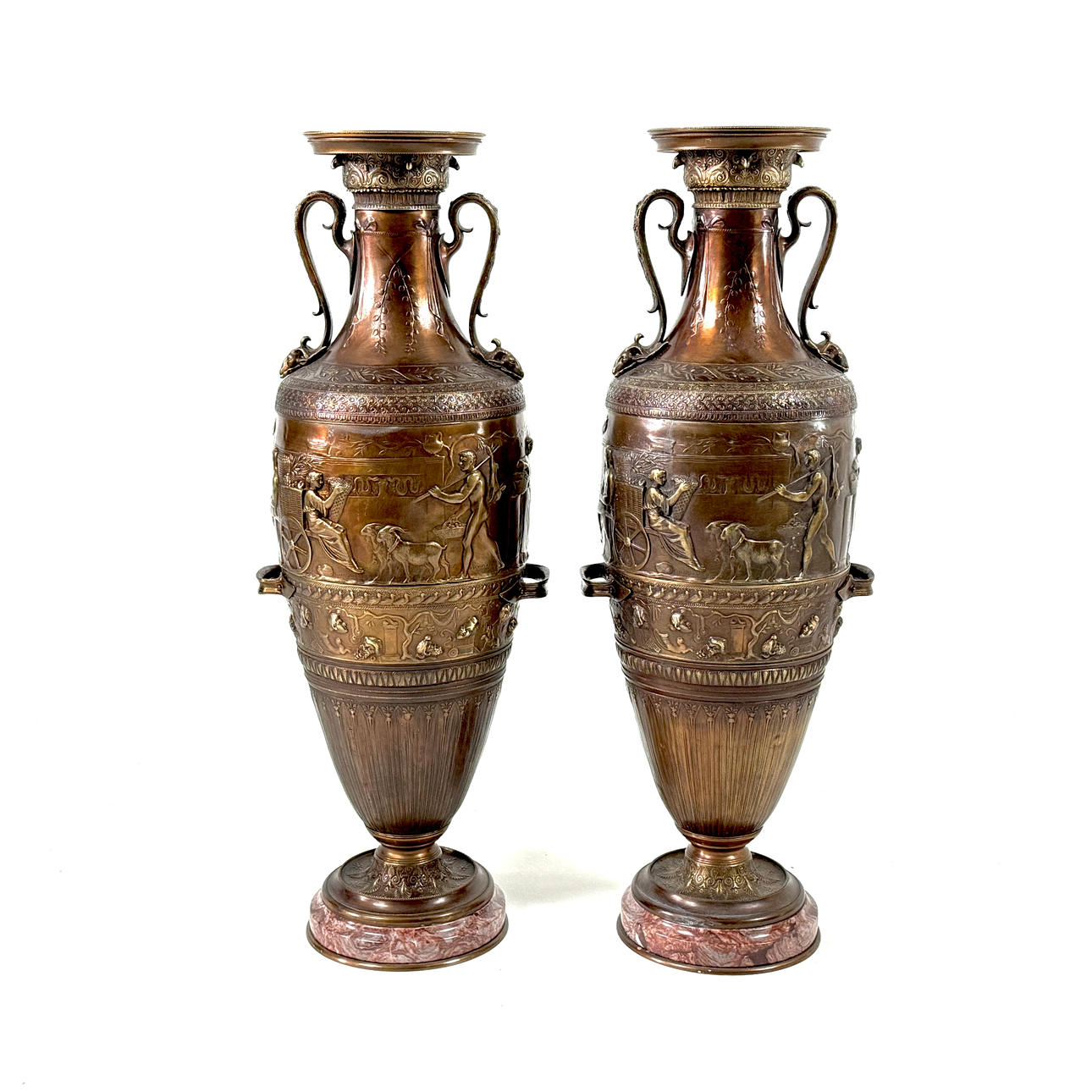 KLASSISKA BRONSURNOR.