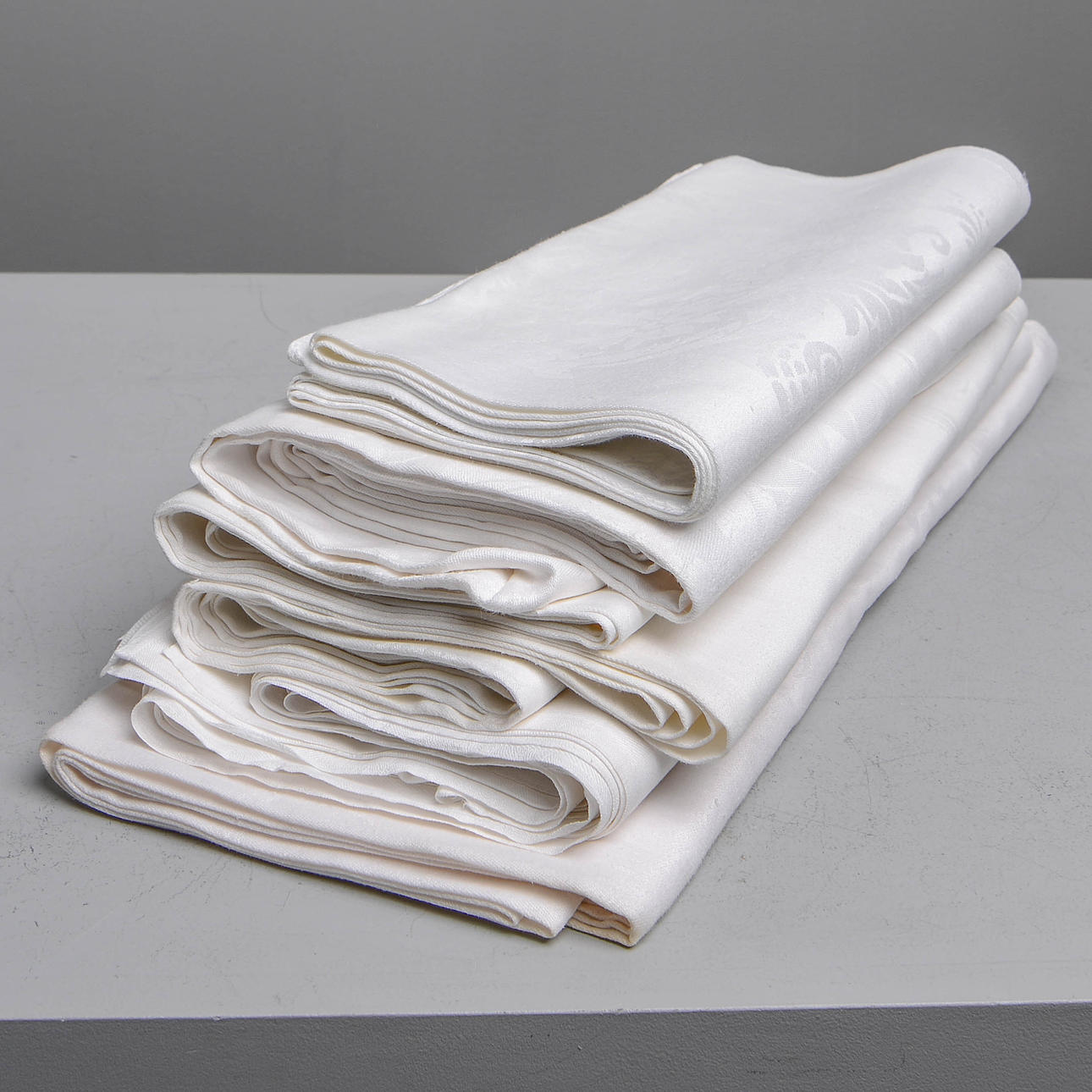 DAMASTDUKAR, 5 st, linne.