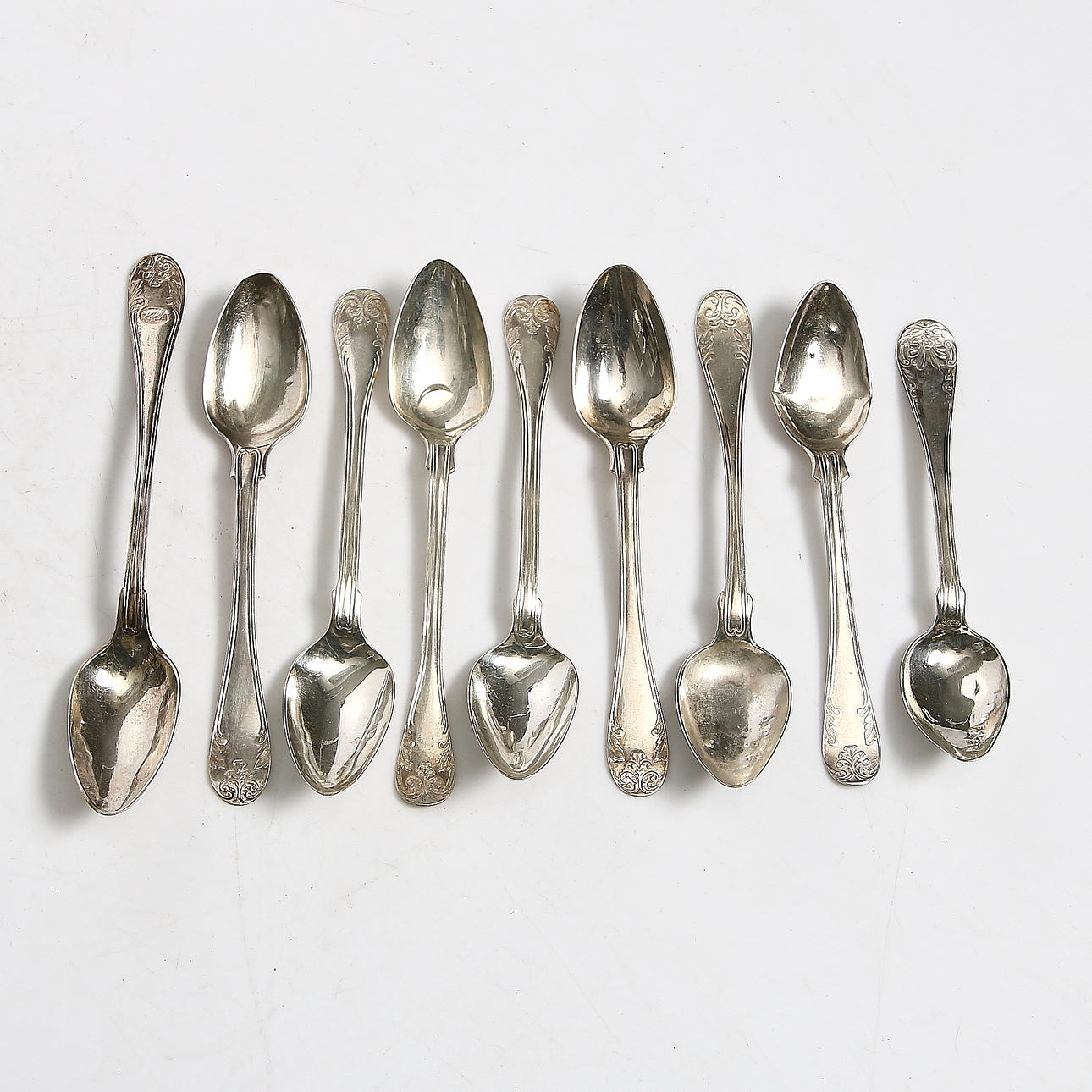 KAFFESKEDAR, 8 st, silver, bl.a. Eric Nordin, Sundsvall, 1843 och Arvid Öhrn, Gävle, 1843. 1800/1900-tal. Vikt 121 gram.