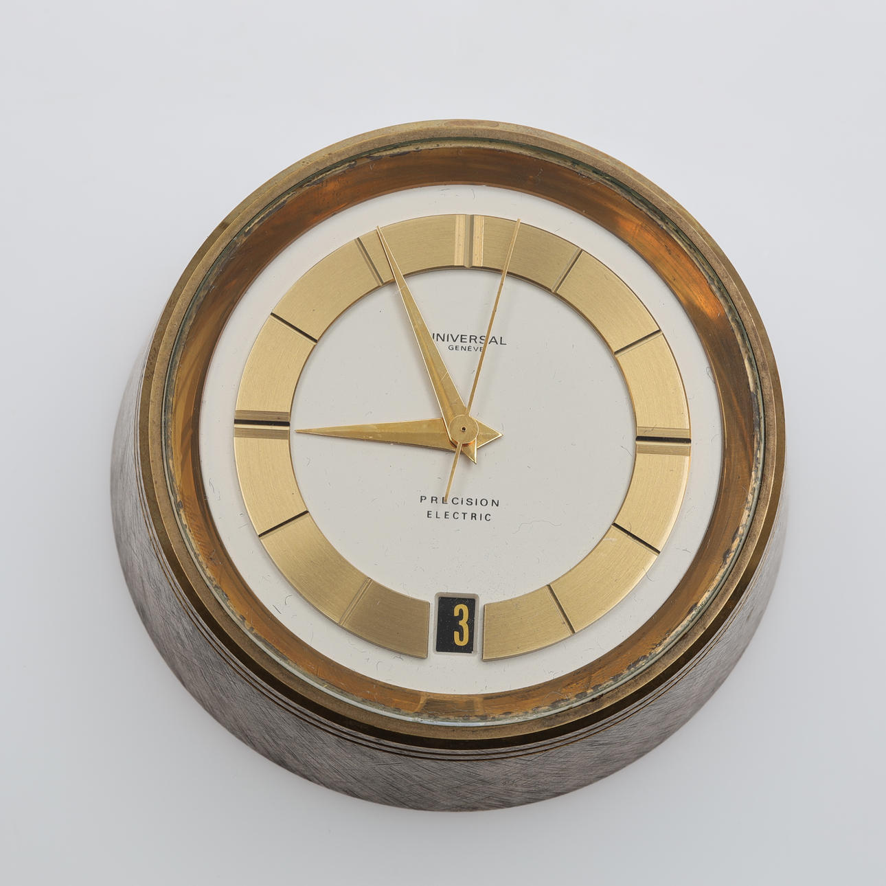 Desk Clock Universal precision electric 1960s.