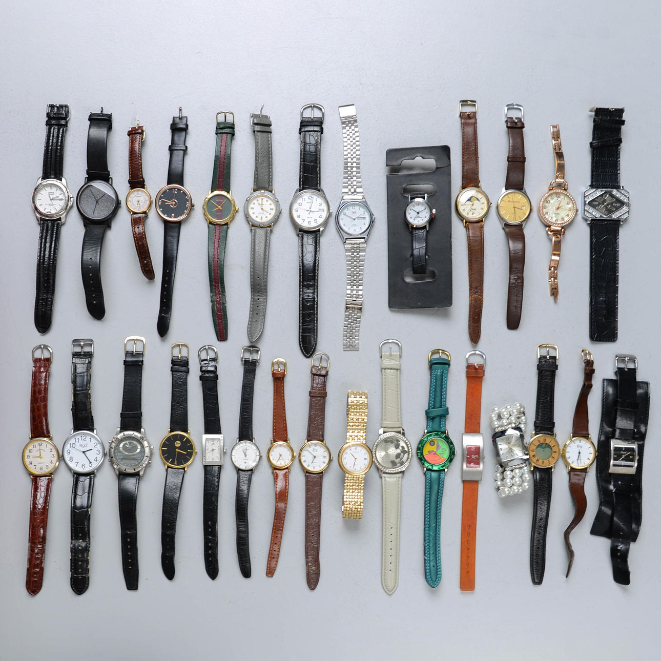 STORT BATCH ARMBÅNDSUR, herunder Moretime, Regal, QnQ.