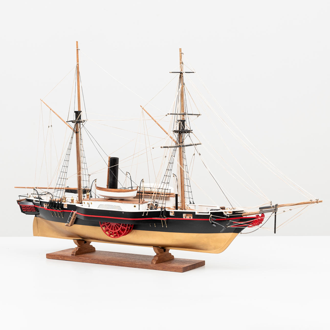 HM THOR, modellfartyg av hjulångkorvett.