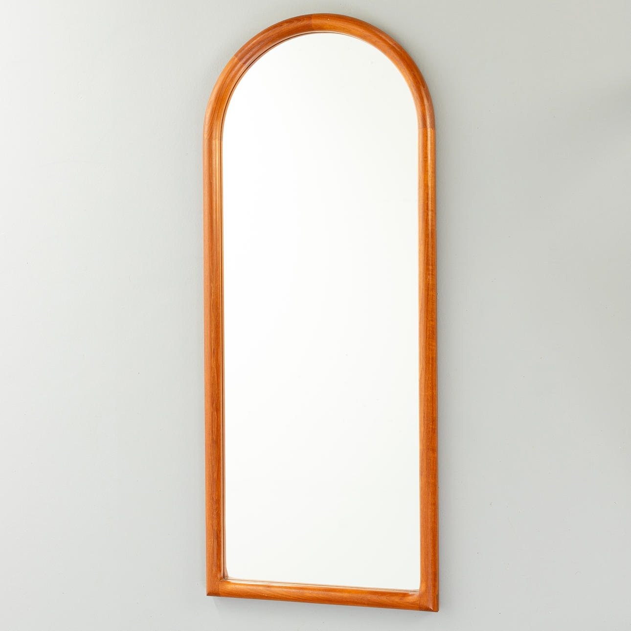 Vildbjerg Möbler, teak väggspegel.