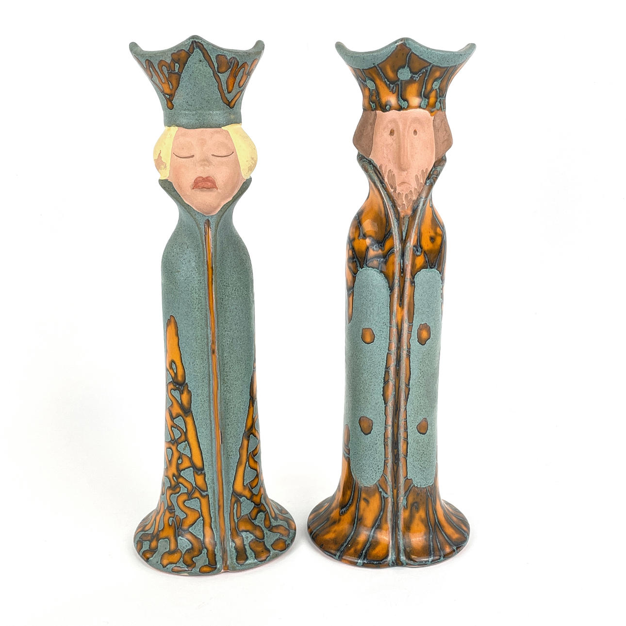 FIGURER, et par, keramik, monogram signeret.