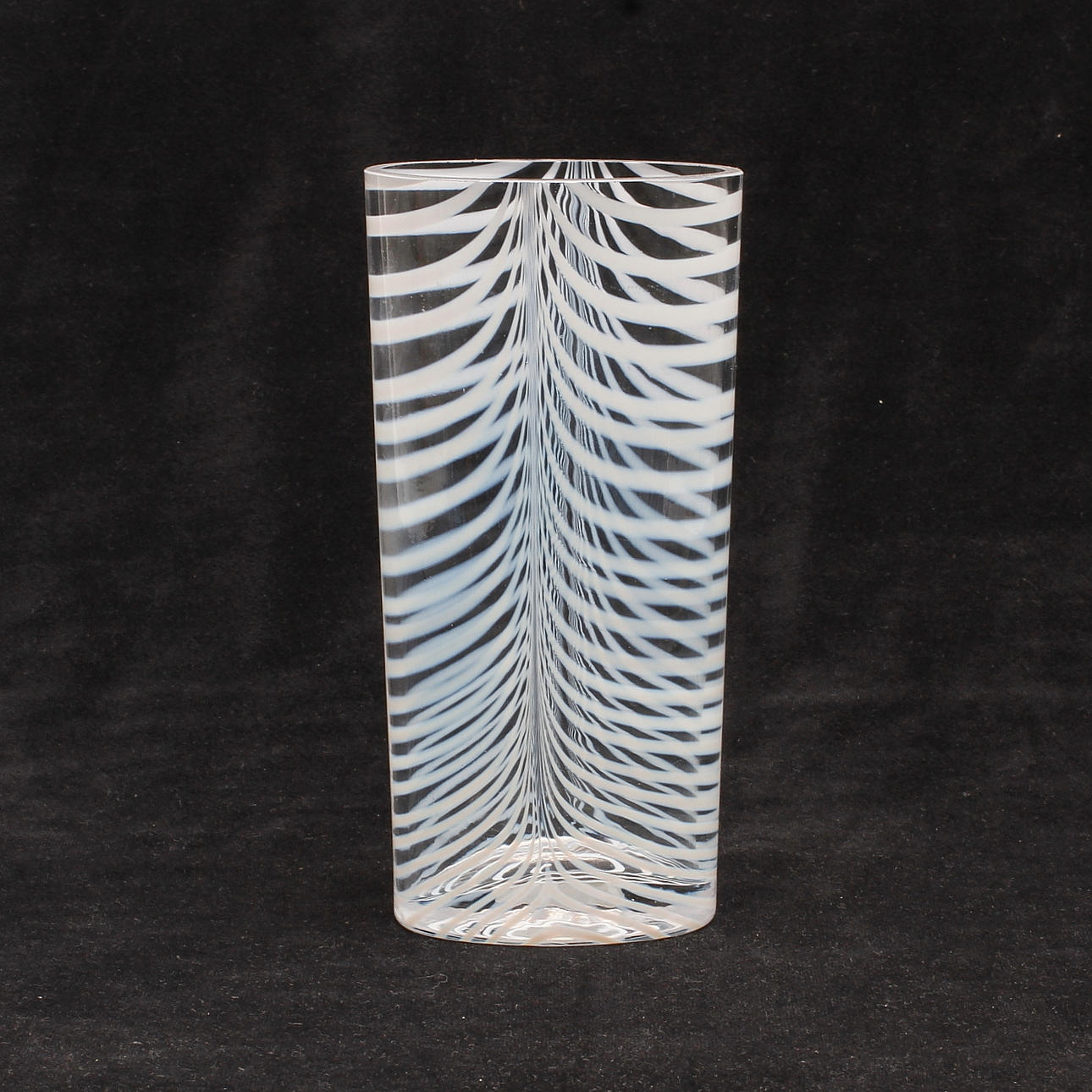 VAS, glas, Bertil Vallien, Kosta Boda, signerad.