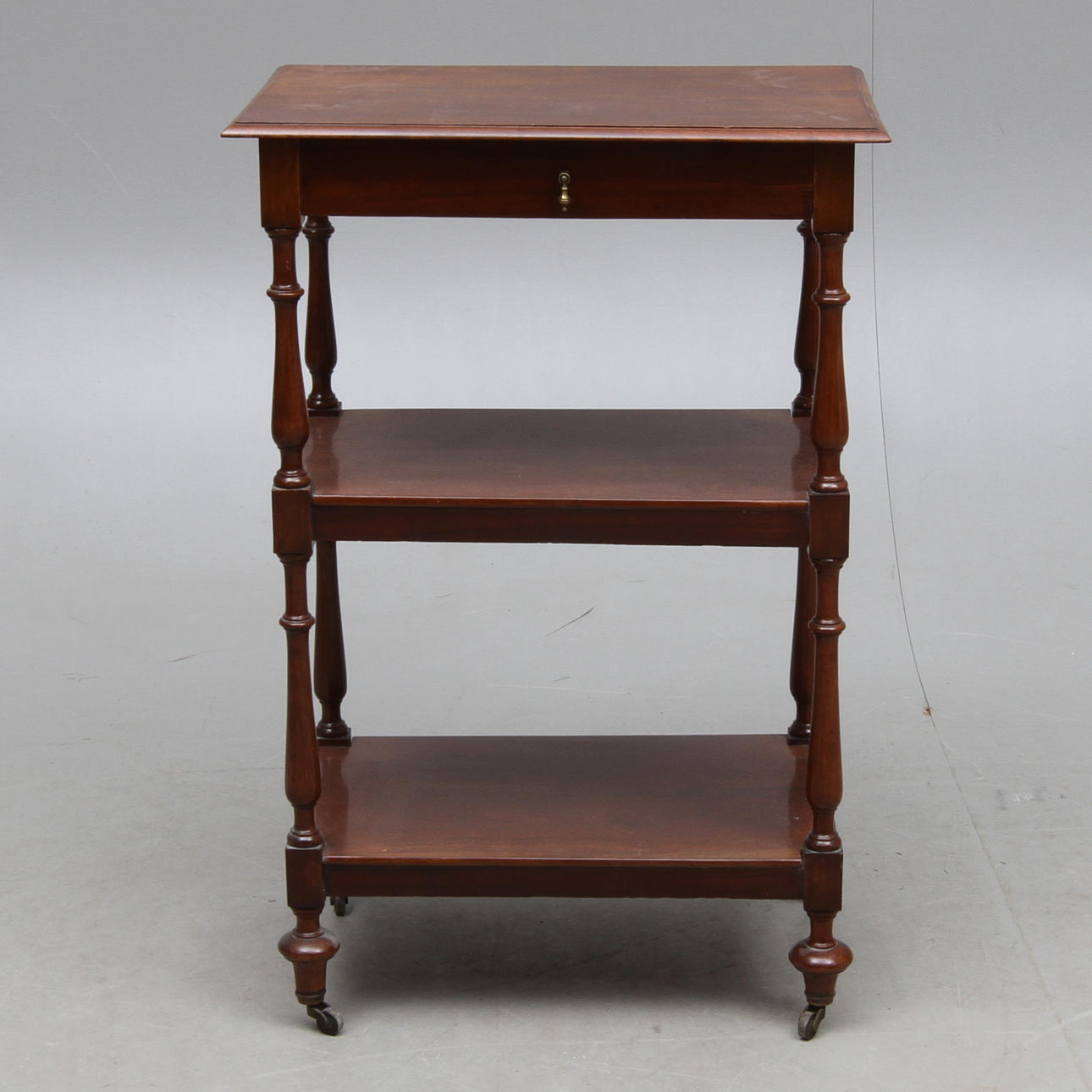 ETAGEHYLLA, med låda, 18/1900-tal.