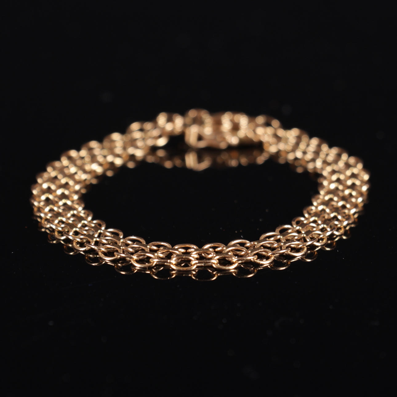 ARMBAND, 18k guld, X-länk, Ustav B, Hägersten, 1968, vikt ca 8,76 gram.