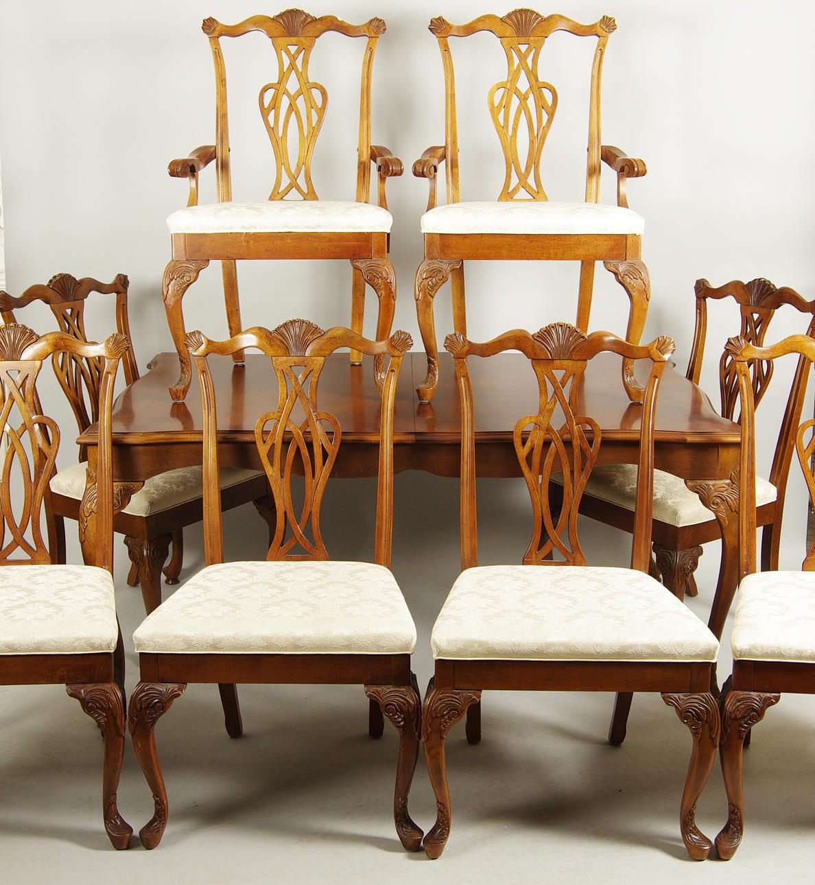 MATSALSGRUPP, mahogny, chippendalestil.