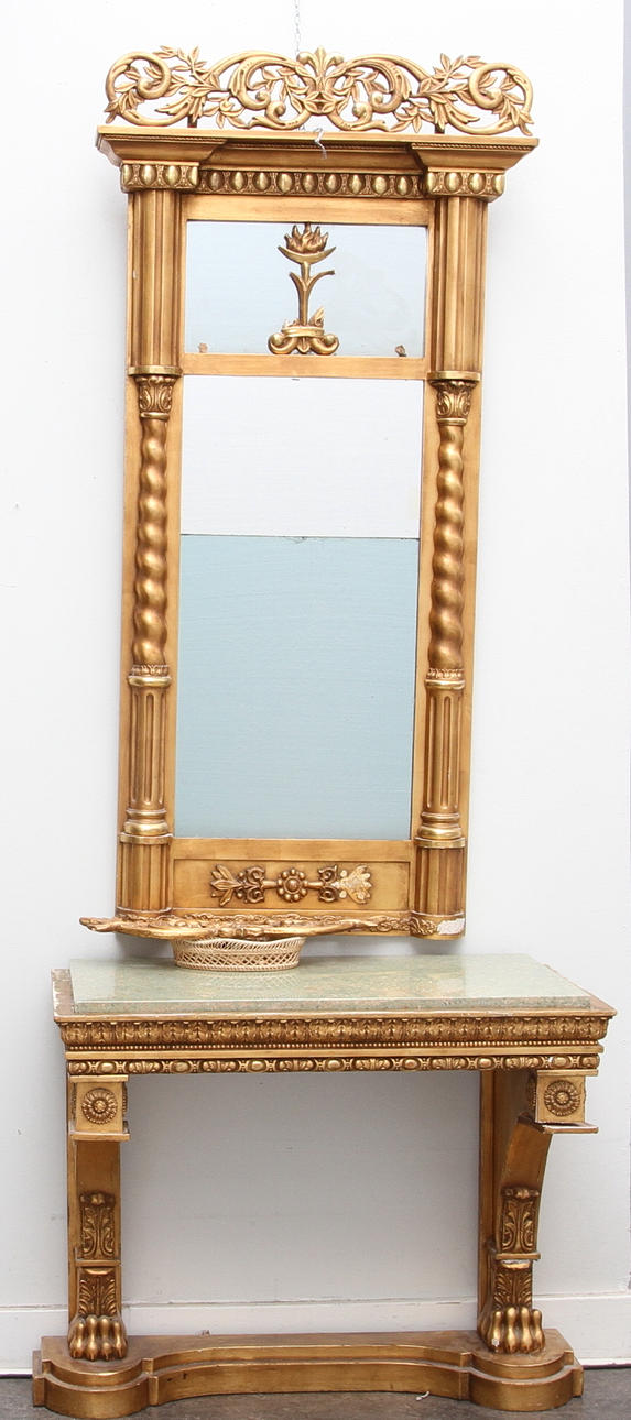 SPEGEL MED KONSOLBORD. Förgylld, 1800-tal.