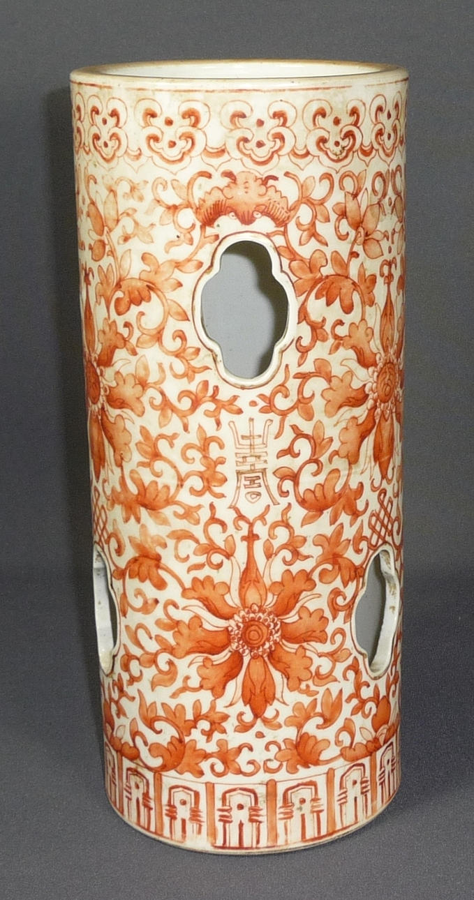 HATTSTÄLL, Kina, 1800-tal.