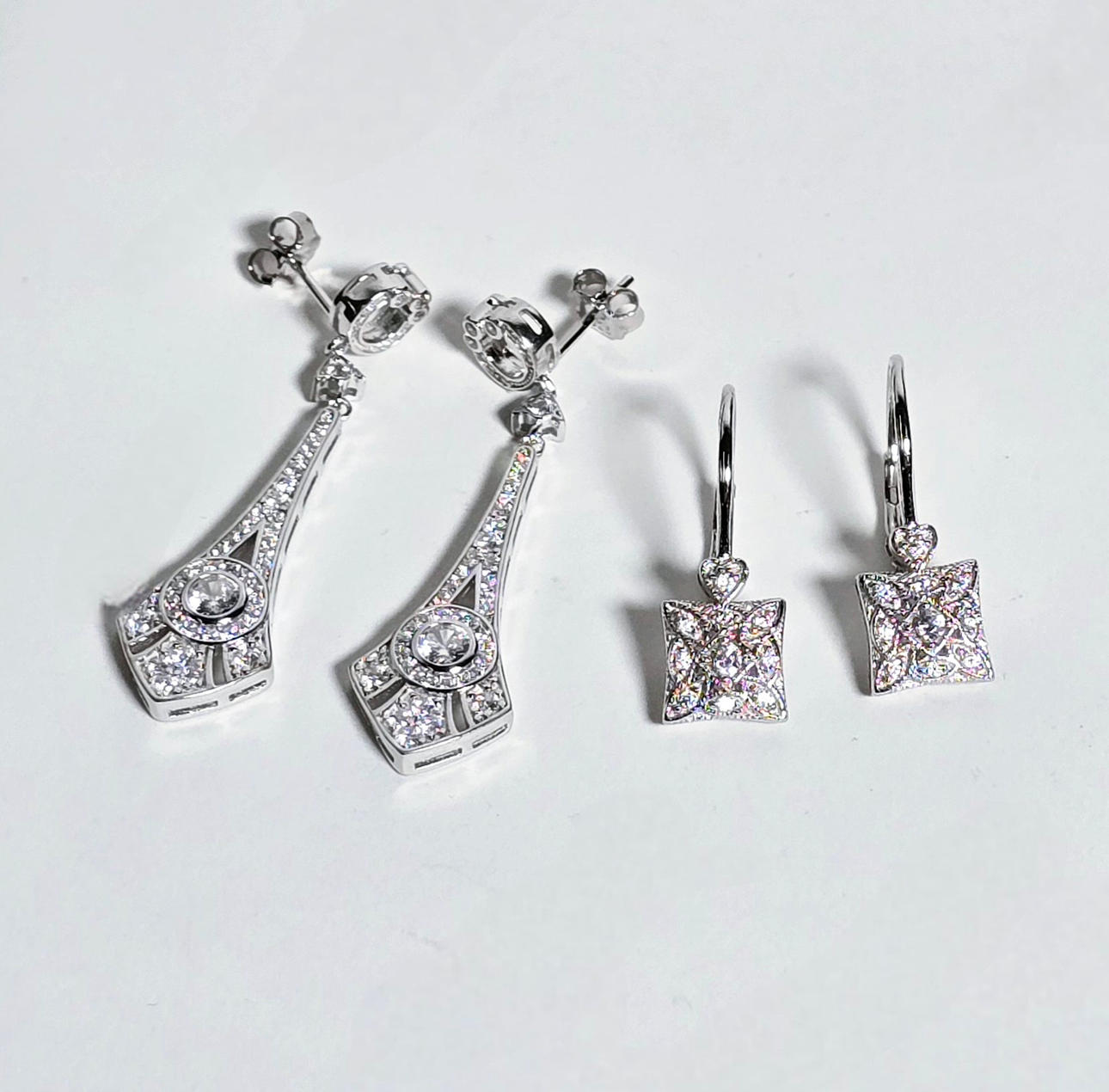 2 PAAR ART-DECO-SILBEROHRRINGE.