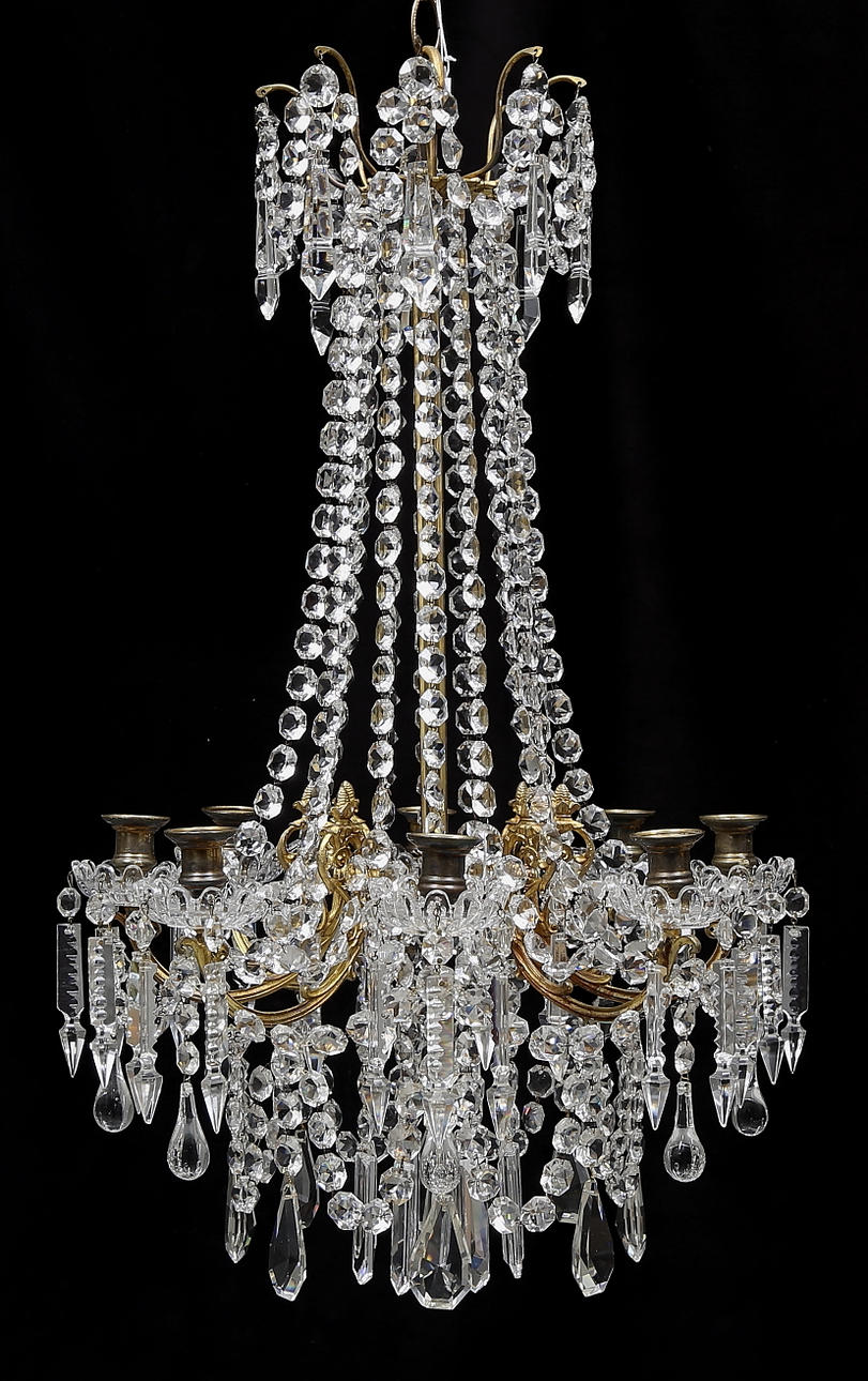 LJUSKRONA, oskariansk, 1800-talets andra hälft, höjd exklusive kedja 70 cm.