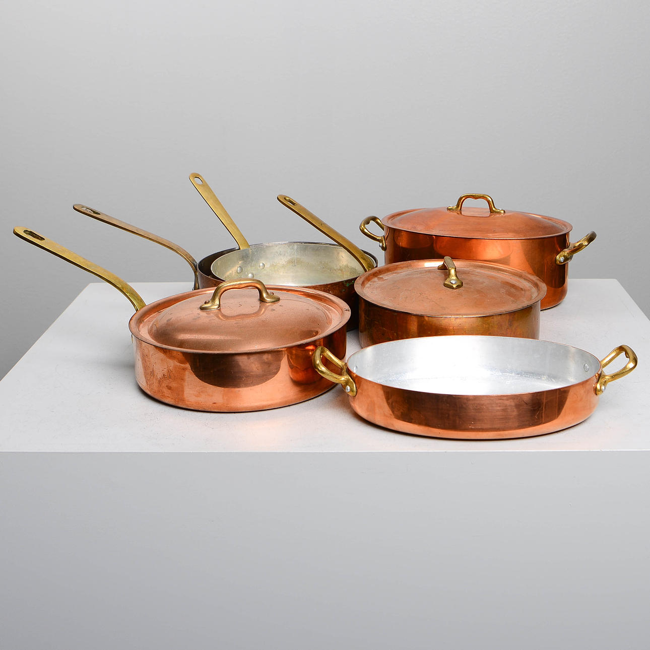 TRACTOR PANS & POT, 6 Stück, Kupfer, Frankreich.