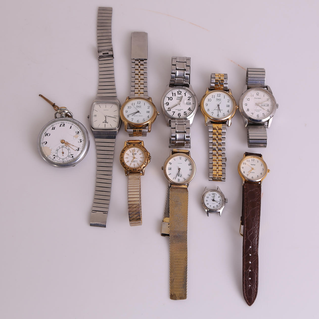 ARMBANDSUR, 9 st, 1900-tal + FICKUR, 1 st, 1900-tal.