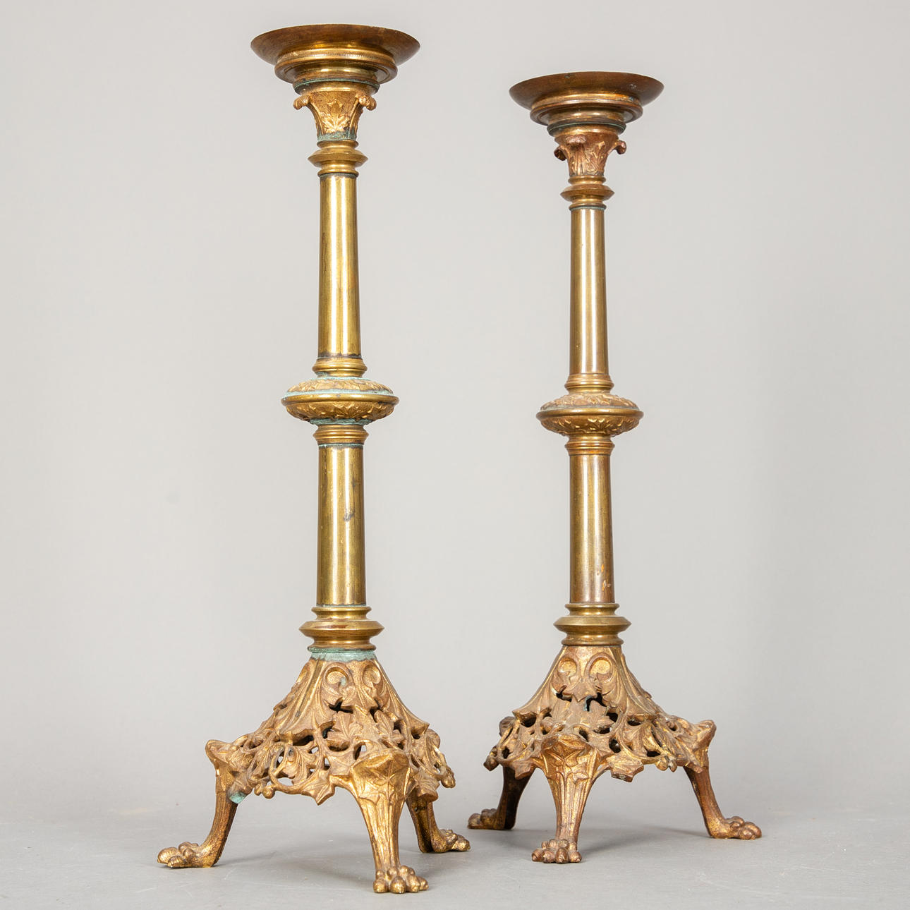 Paar Altarleuchter , Frankreich, 19. Jh. (2).