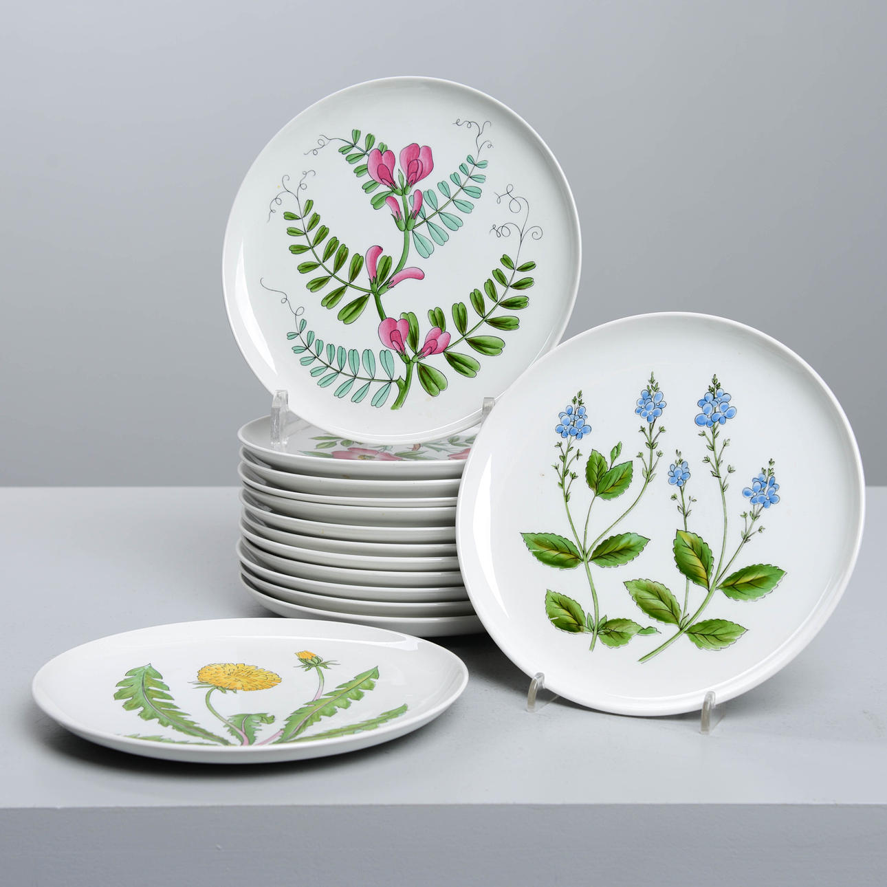 RÖRSTRAND, Assietter, 14 st, "Flora".