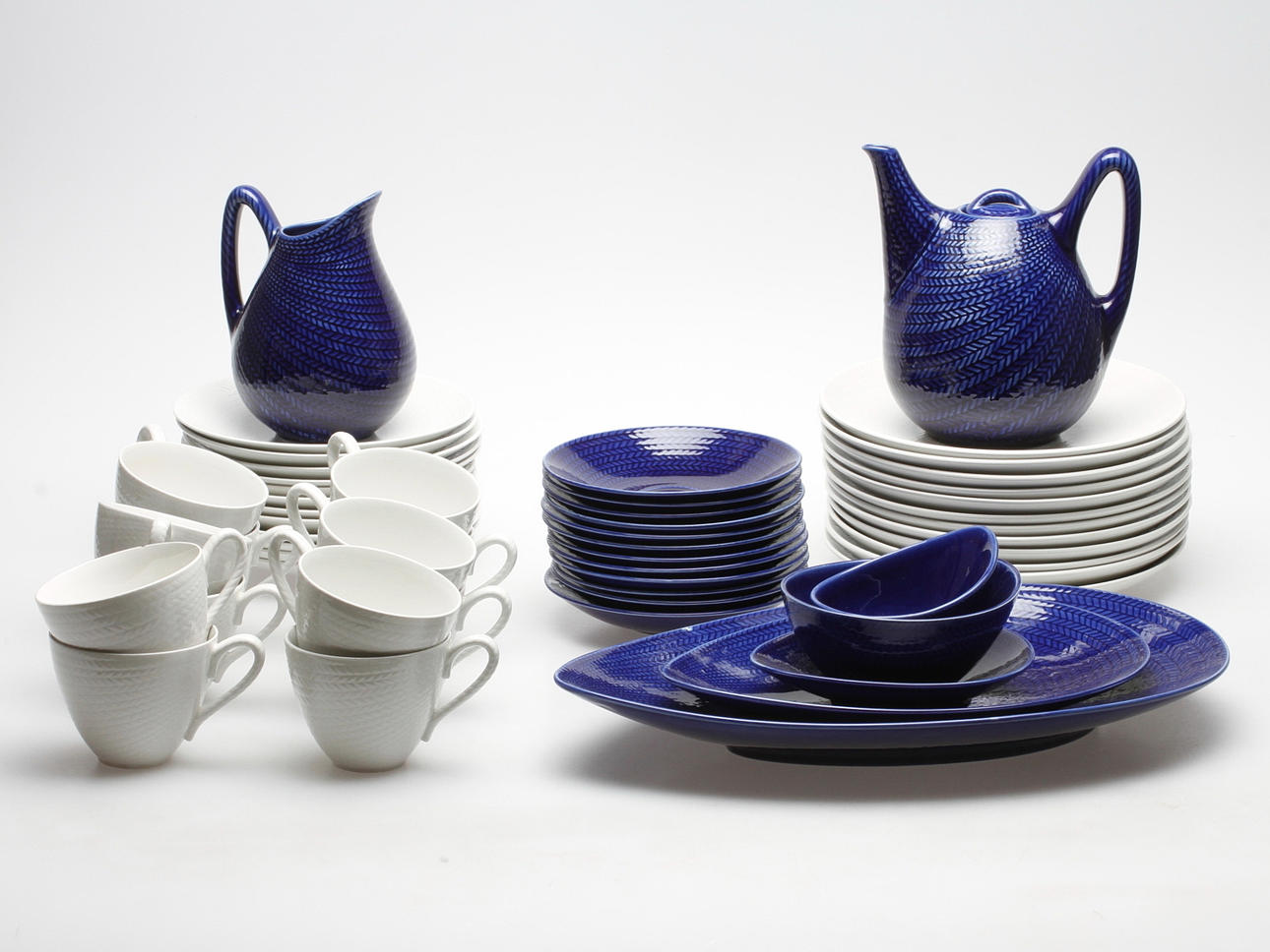 SERVIS, 43 delar, flintgods, "Blå Eld", Hertha Bengtsson, Rörstrand, 1950/60-tal.