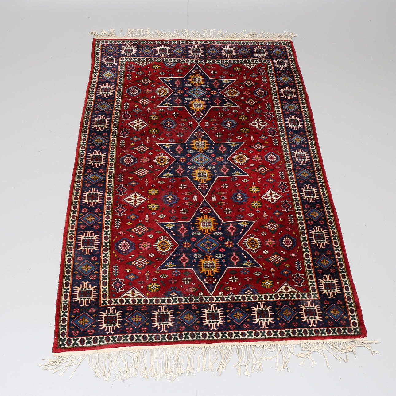 MATTA, orientalisk, 192 x 127 cm.