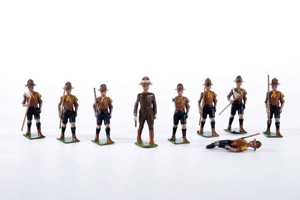 TENNSOLDATER, HANDMÅLADE, MOBILA ARMAR. Engelska scouter.