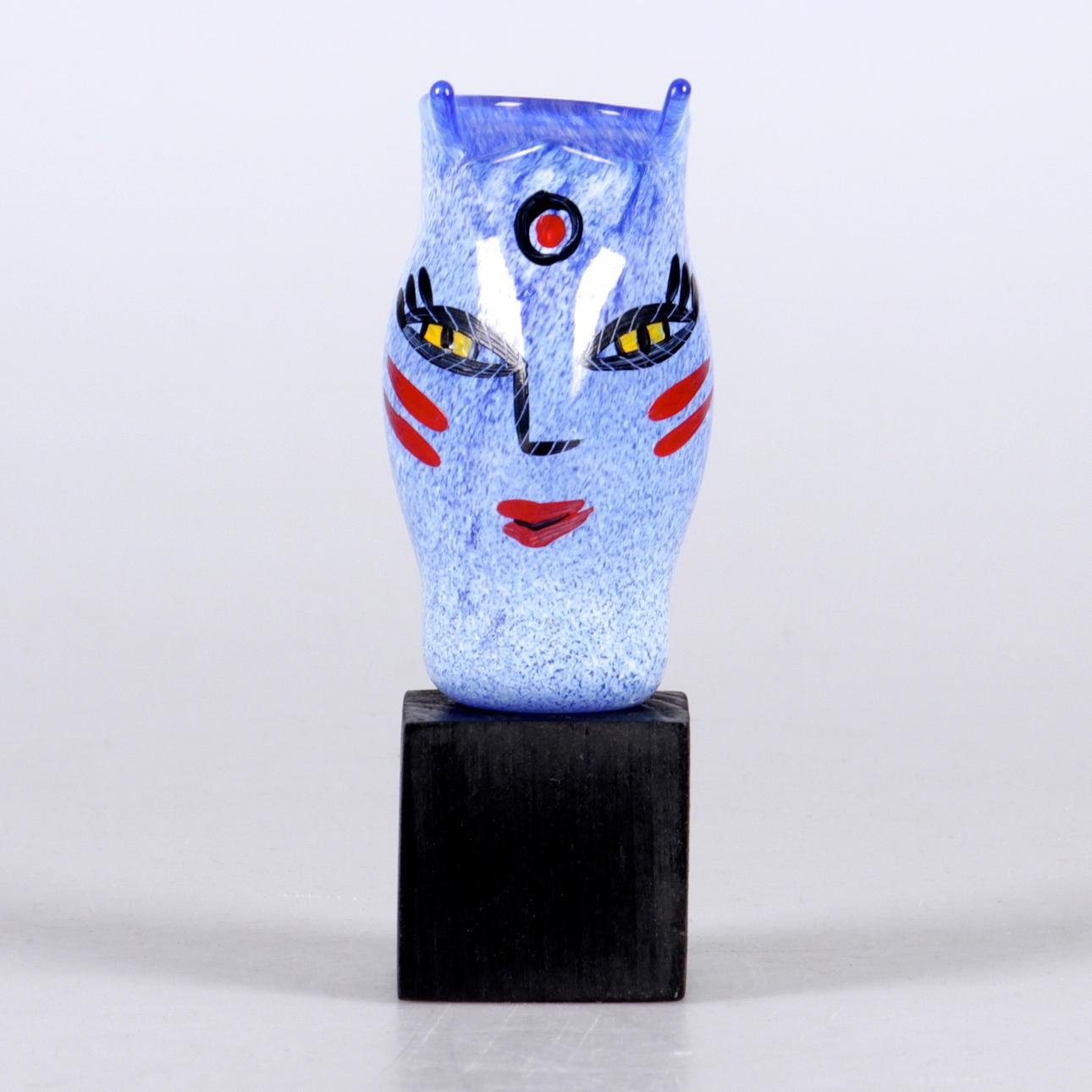 VAS, glas, "Open Minds", Ulrica Hydman-Vallien, Kosta Boda.