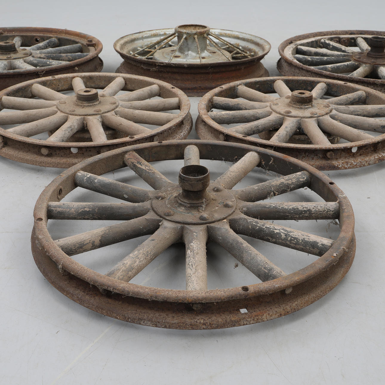 FÄLGAR, veteranbilar, olika modeller.