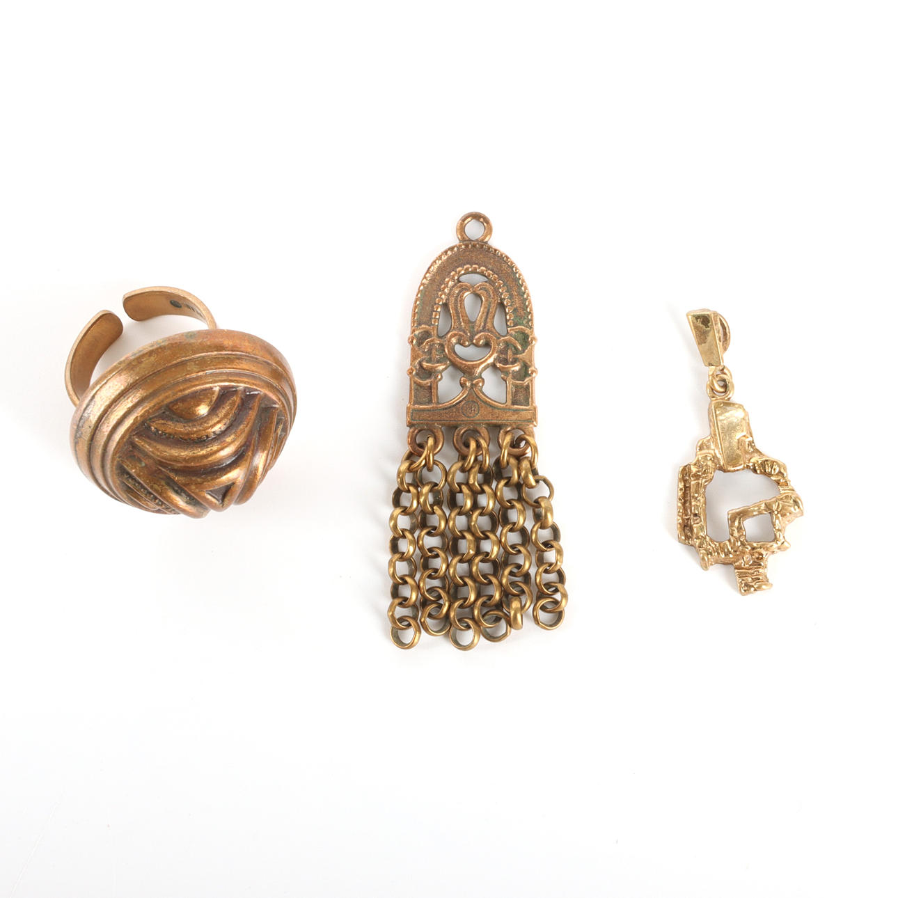 KALEVALA SMYKKER, 3 stykker, bronze, Finland.