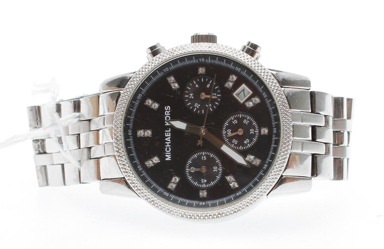 HERRARMBANDSUR, stål, Michael Kors.