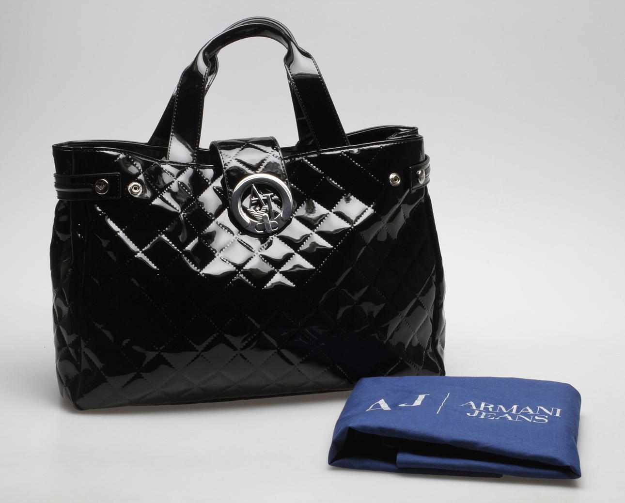 VÄSKA, lack, Armani Jeans. Oanvänd med tag.