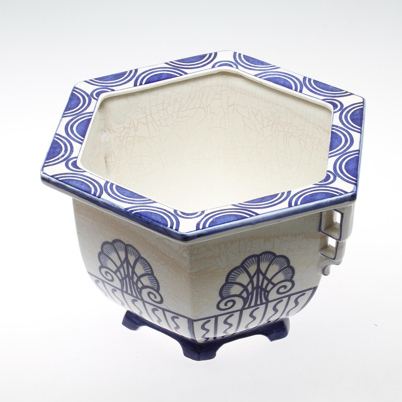 YTTERFODER, flintgods. "Snäcka", Rörstrand.