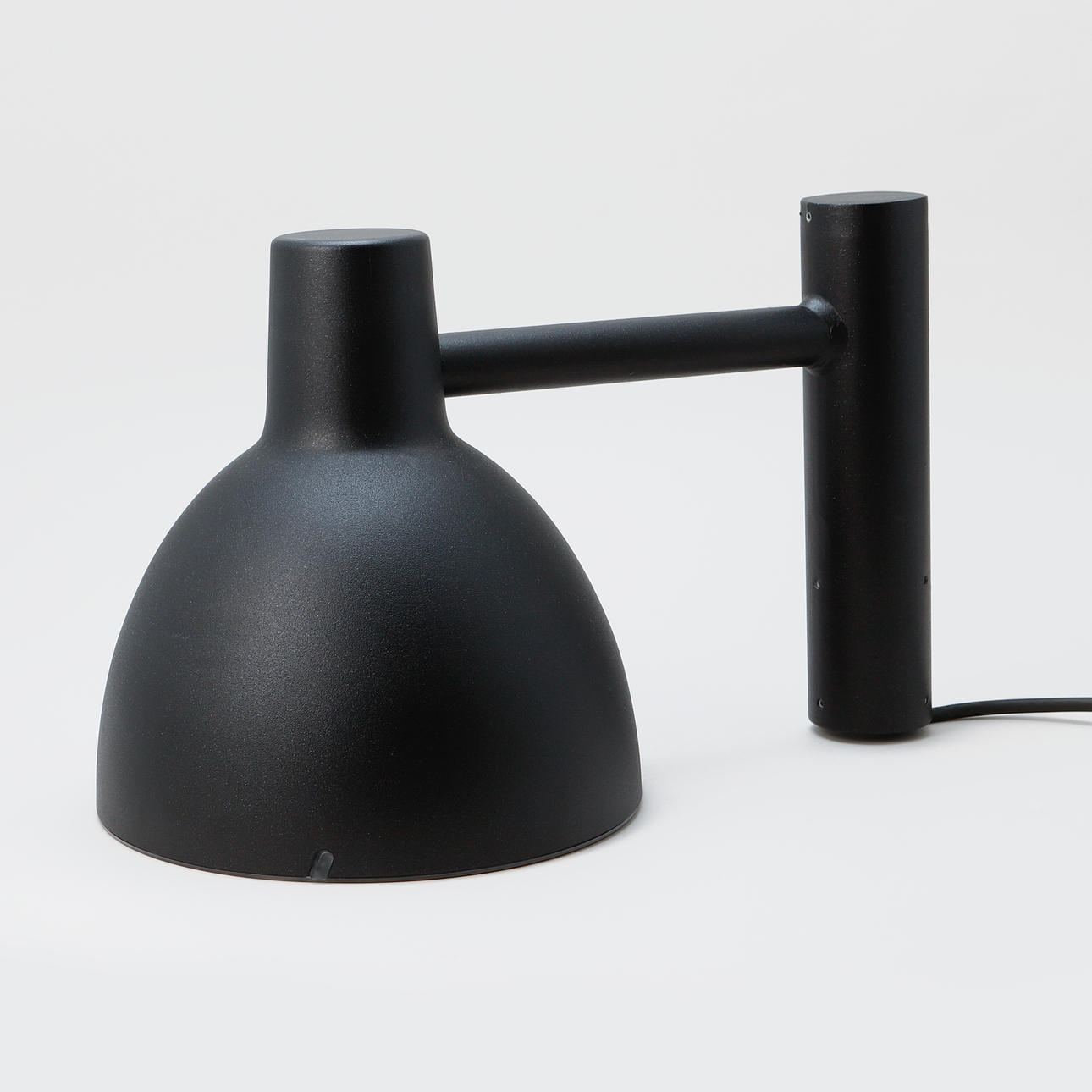 LOUIS POULSEN. Utebelysning, "Toldbod 290".