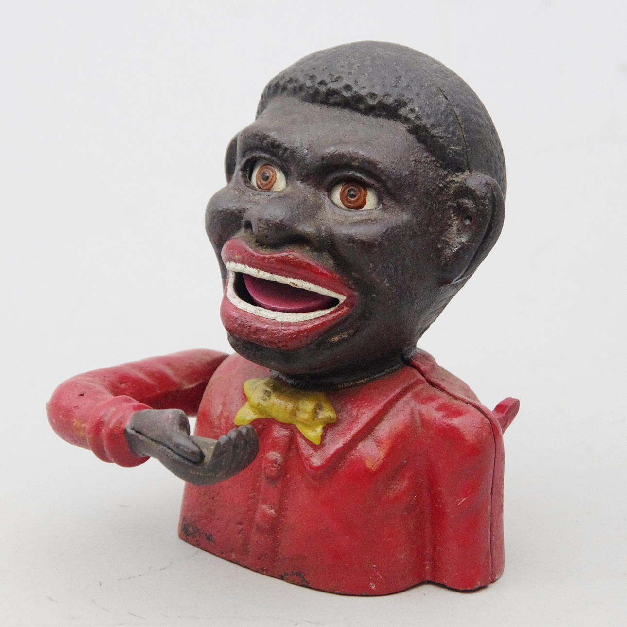 SPARBÖSSA, målad gjutjärn, samtida.