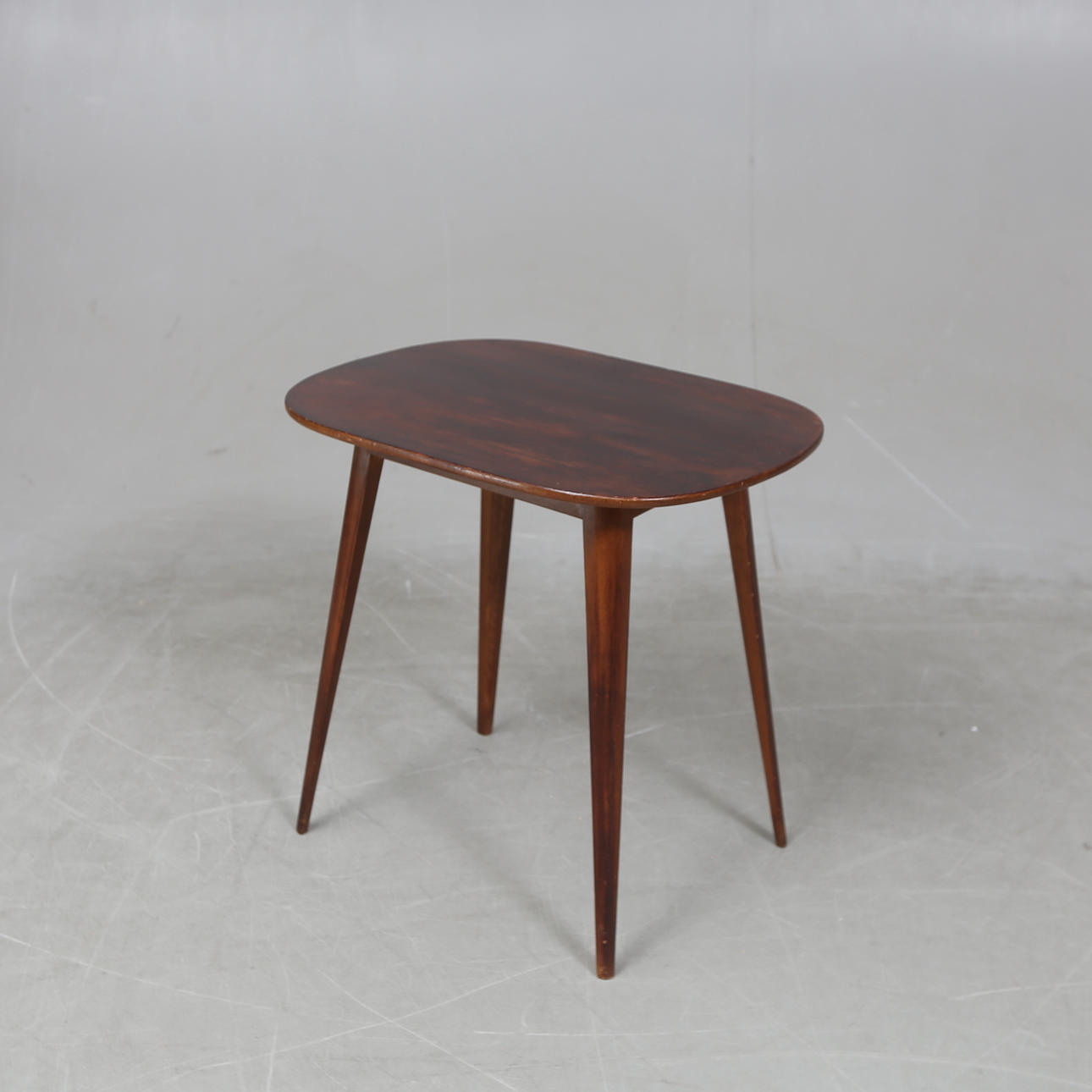 A 1940s/50s coffee table.