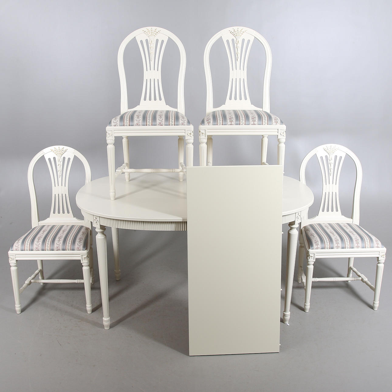 MATGRUPP, 6 delar. Gustaviansk stil. 1900-tal.