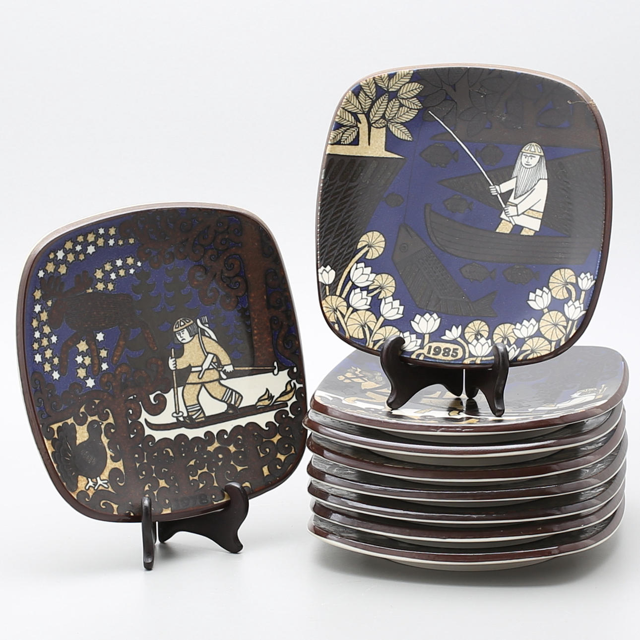 SAMLARTALLRIKAR, 9 st, stengods, Raija Uosikkinen, Arabia. 1977-1985.