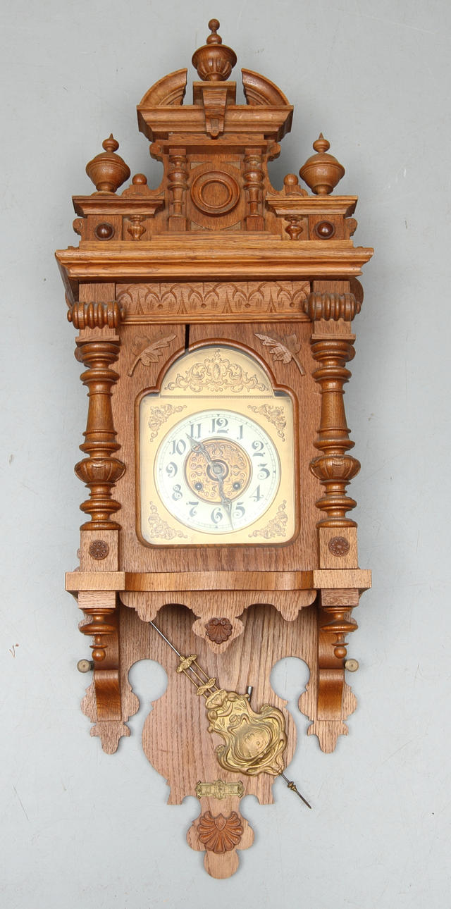 VÄGGUR, nyrenässans, omkring 1900.